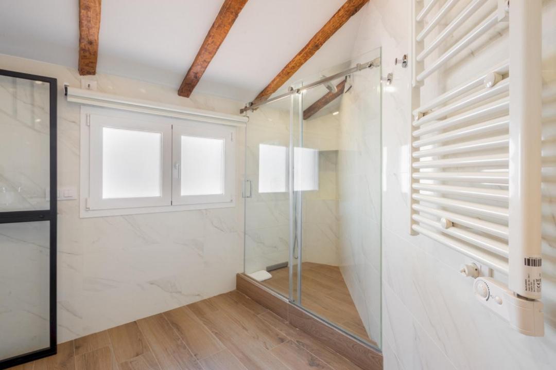 Bright Duplex- 1bd 1,5 Bth - Sol * Madrid