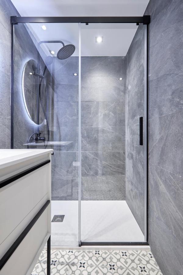 Gran Via Iii Apartment *