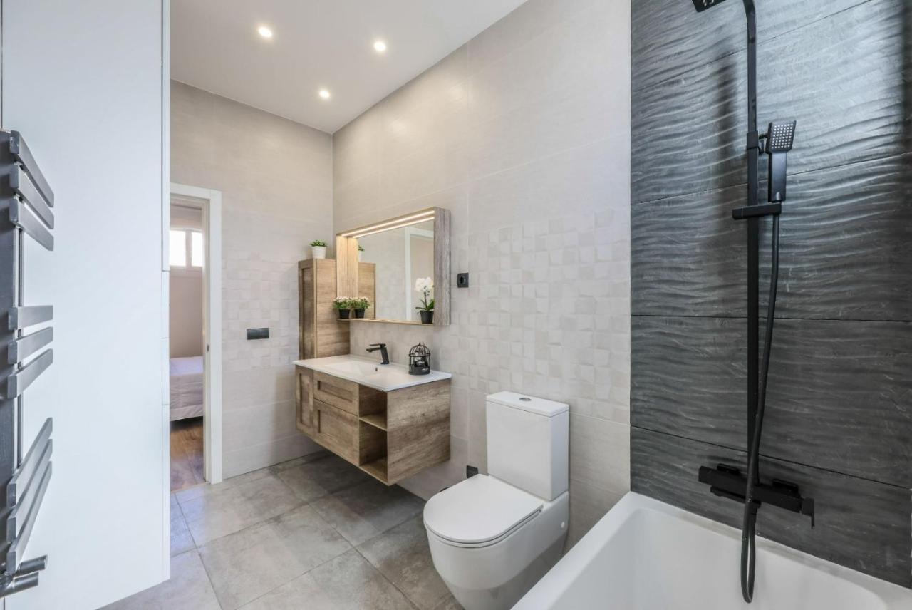 Apartment Bilbao Deluxe- Alquiler De Temporada Madrid