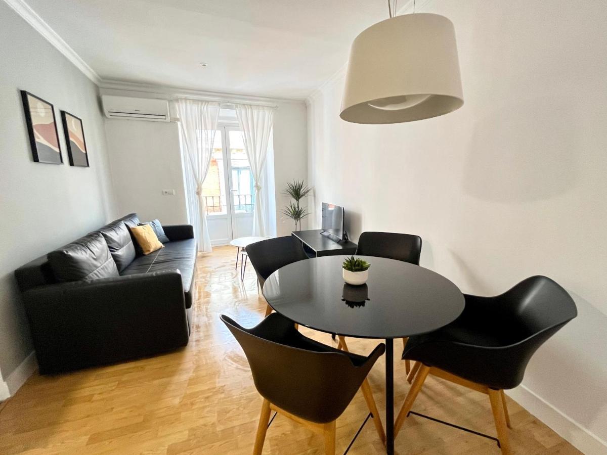 Apartment Huertas Flat
