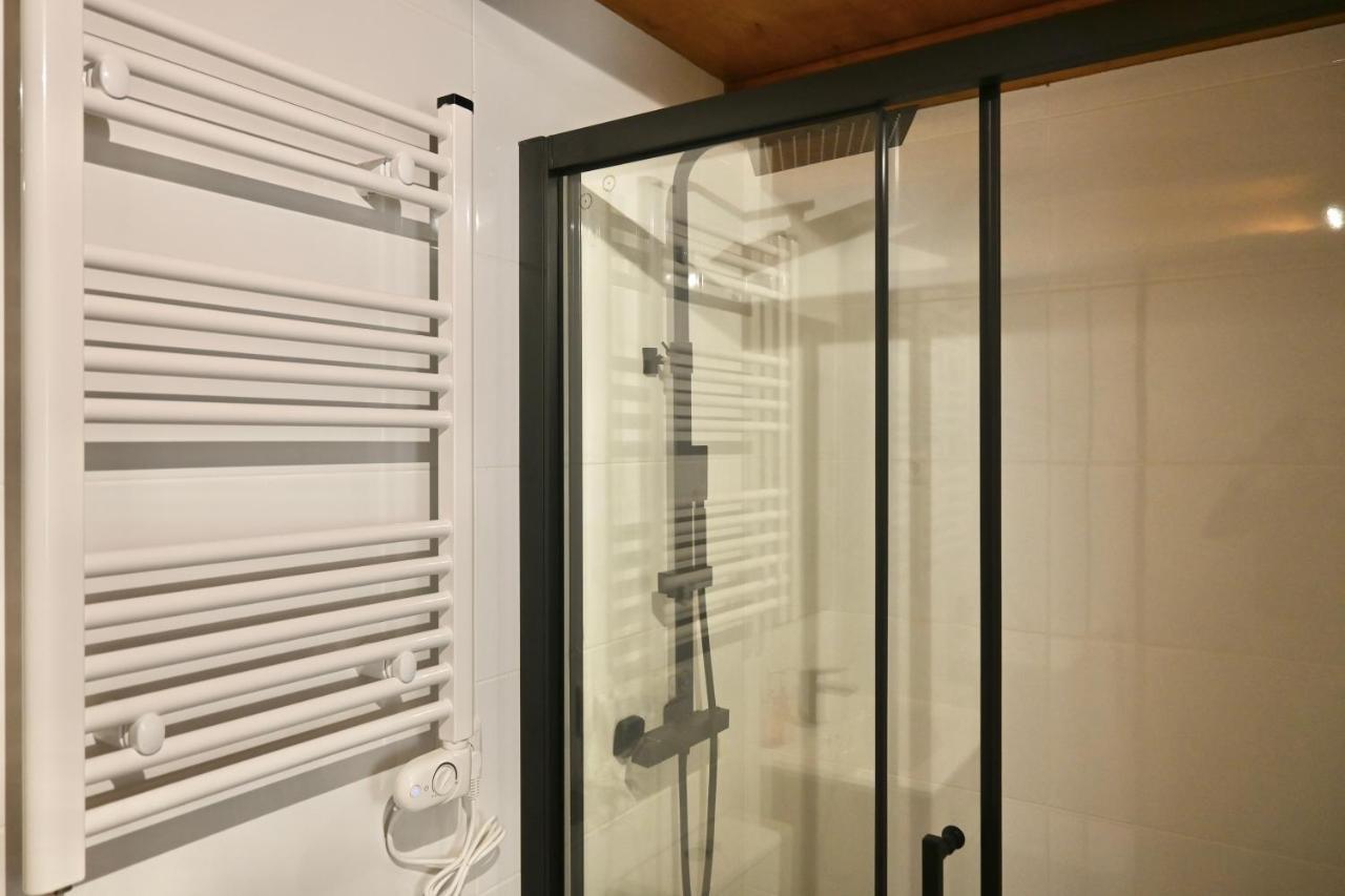 Encantador Estudio Temporal Con Cama En Mezanine Cerca De La Vibrante Avenida Albufera Mpe35 Apartment *
