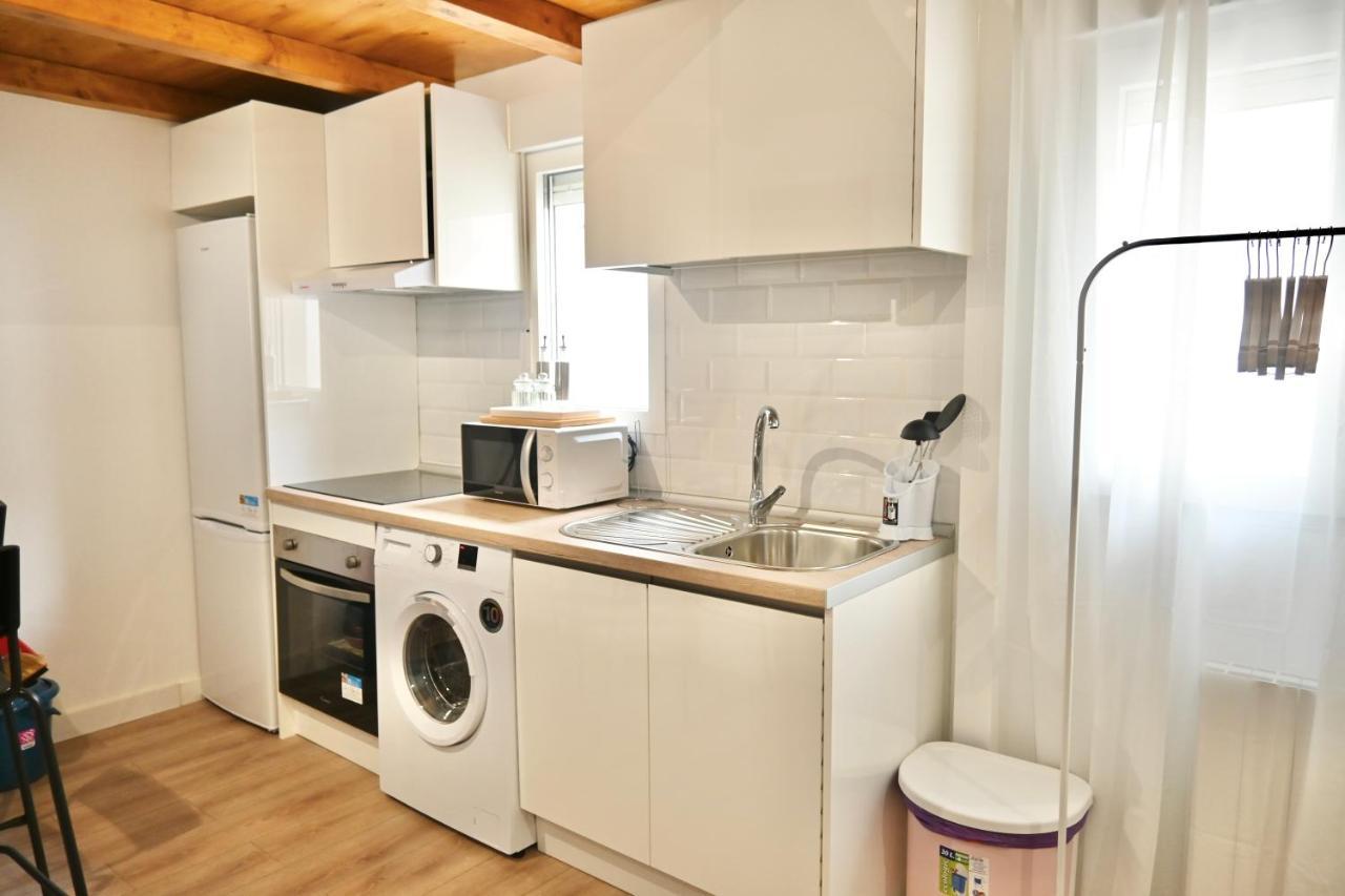 Encantador Estudio Temporal Con Cama En Mezanine Cerca De La Vibrante Avenida Albufera Mpe35 Apartment
