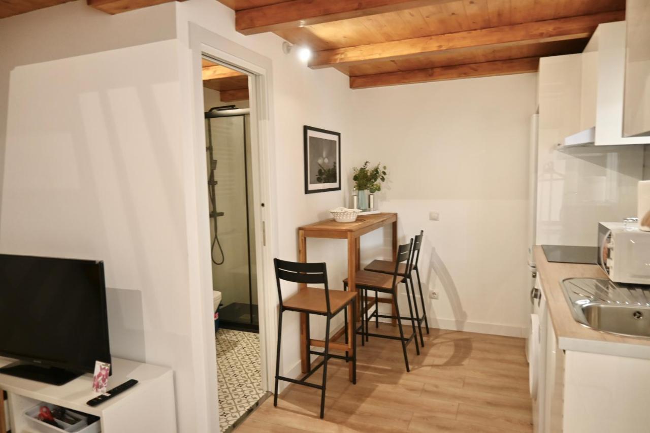 Apartment Encantador Estudio Temporal Con Cama En Mezanine Cerca De La Vibrante Avenida Albufera Mpe35 *