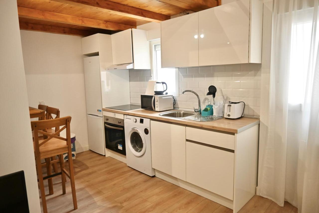 Apartment Encantador Estudio Temporal Con Cama En Mezanine Cerca De La Vibrante Avenida Albufera Mpe35 *