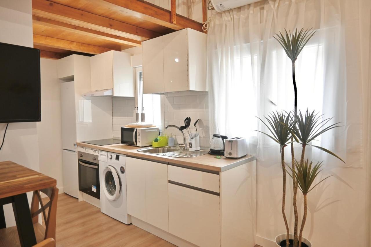 Apartment Encantador Estudio Temporal Con Cama En Mezanine Cerca De La Vibrante Avenida Albufera Mpe35 Madrid