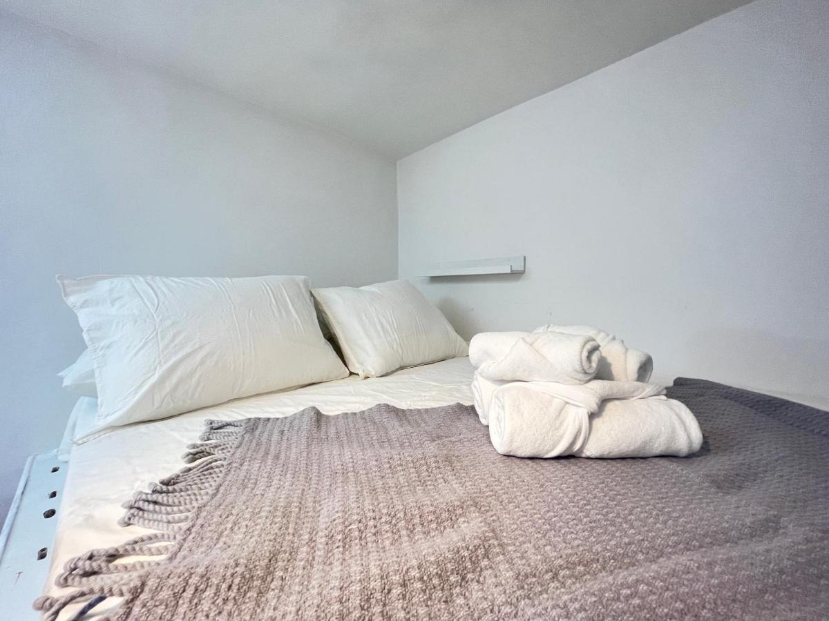 Acogedor Estudio Cervantes Temporal Apartment Madrid