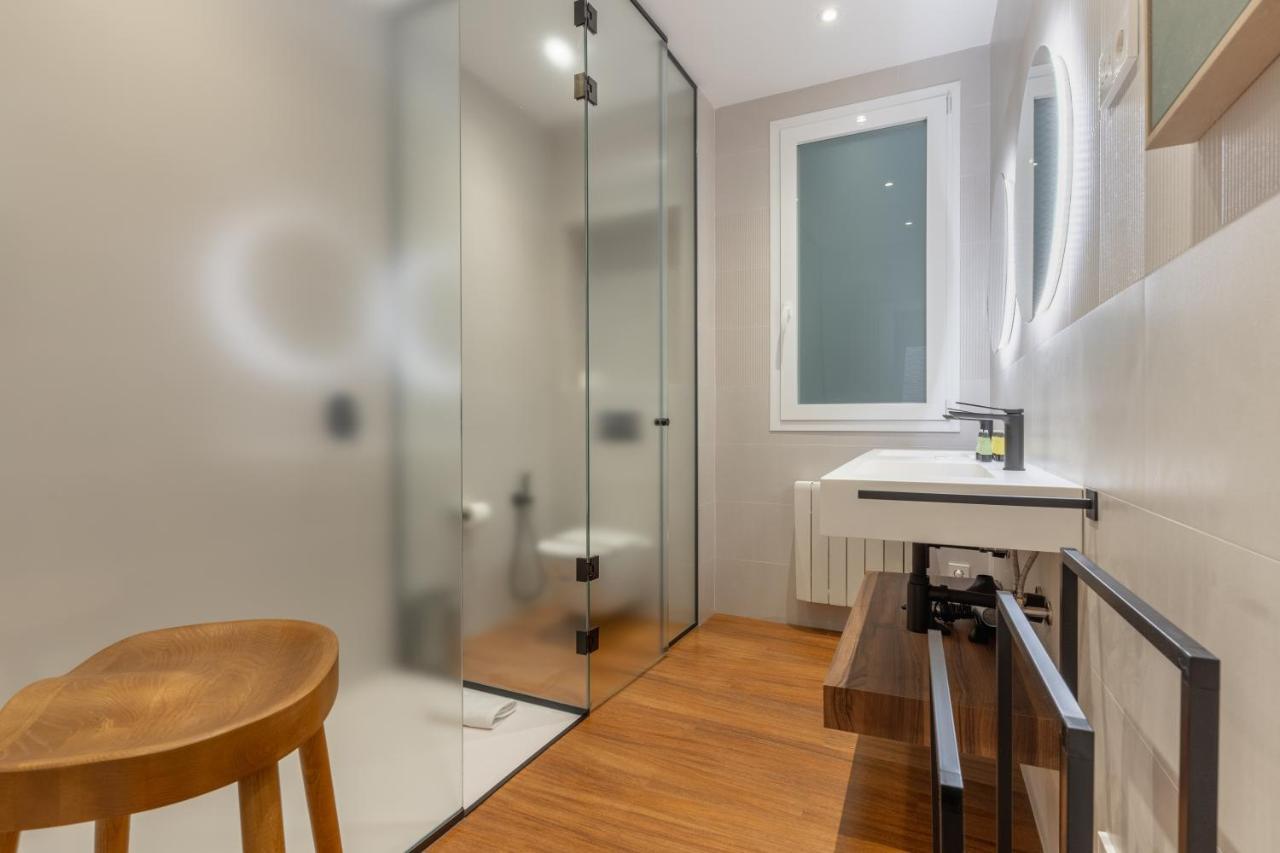 Wide Stylish-1bedroom 1bathroom-las Letras Apartment Madrid