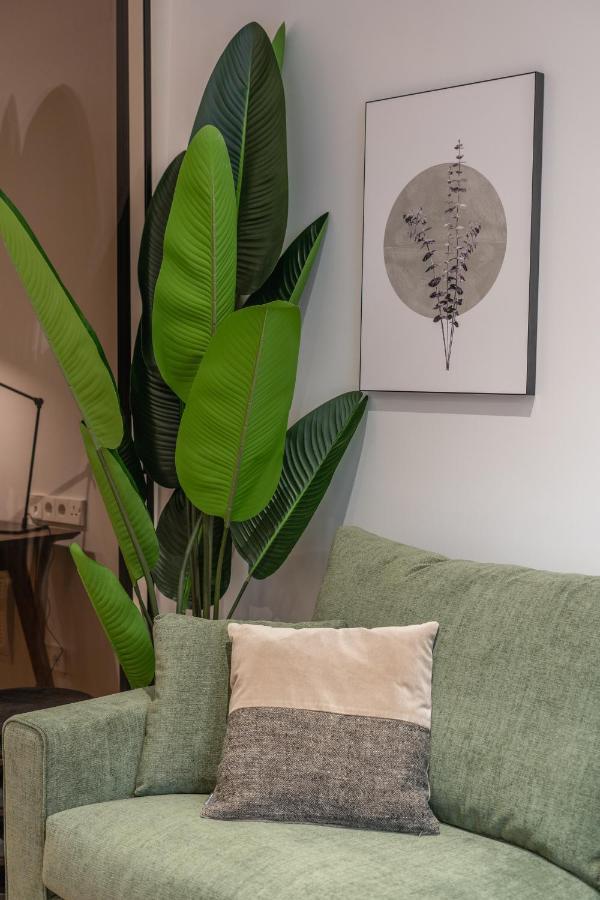 Apartment Wide Stylish-1bedroom 1bathroom-las Letras *