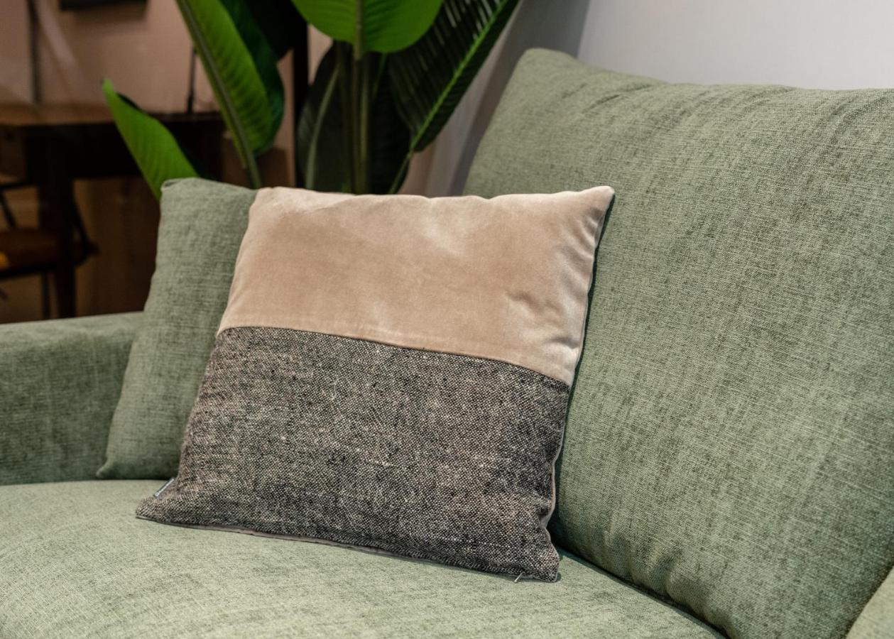 Wide Stylish-1bedroom 1bathroom-las Letras *
