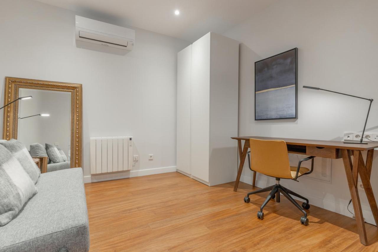 Wide Stylish-1bedroom 1bathroom-las Letras * Madrid