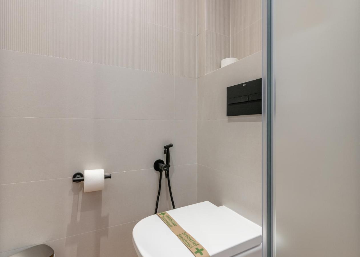 Wide Stylish-1bedroom 1bathroom-las Letras Apartment Madrid