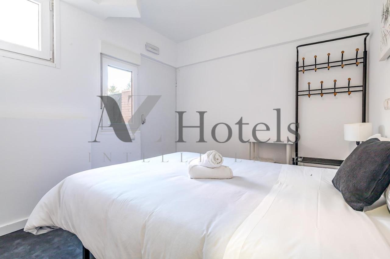 Guest house Ayz Ulises - Auto Check-in Madrid