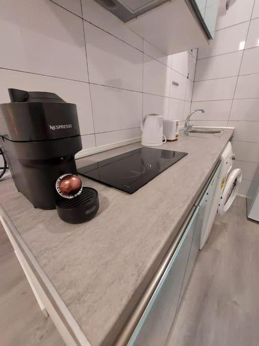 Apartment Cozy For 2 People In Gran Via.si2a2 *