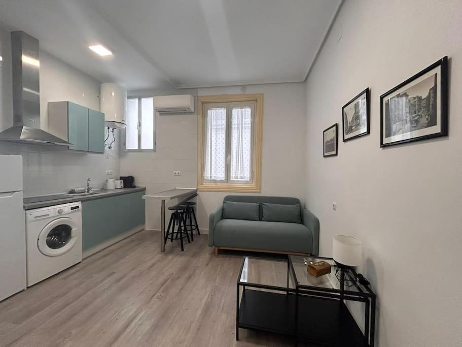 Cozy In Gran Via For 4 People.s2a3 *