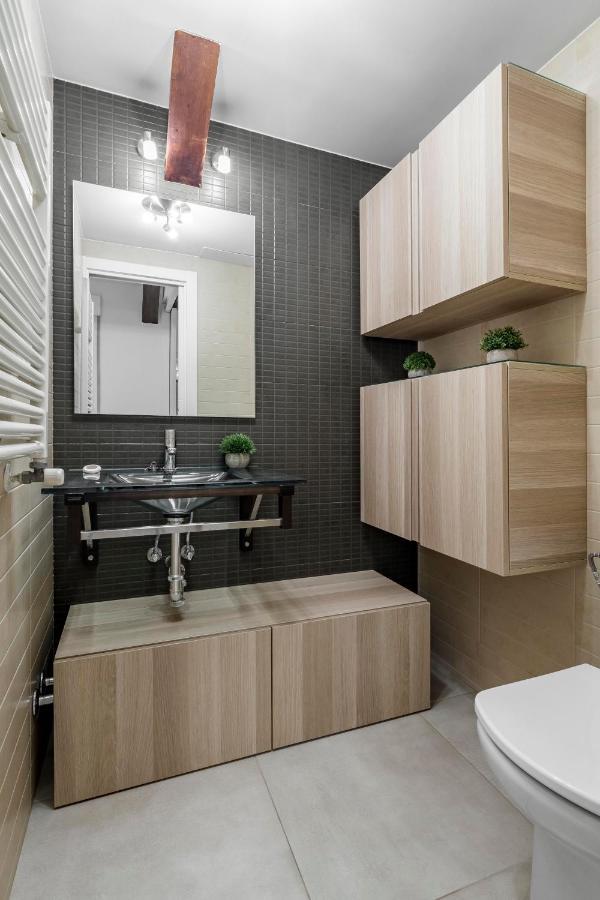 Charming Tirso De Molina Iii * Madrid