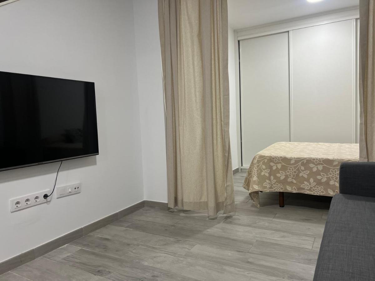 Para 10 Personas En Barrio Del Pilar Apartamento