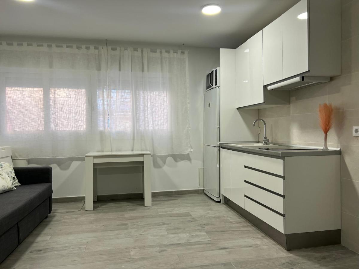 Apartamento Para 10 Personas En Barrio Del Pilar *