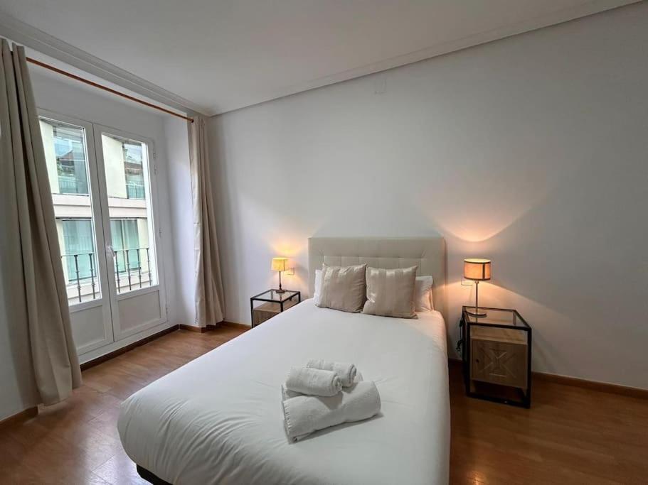 Stunning In Gran Via For 4 People. S3 *