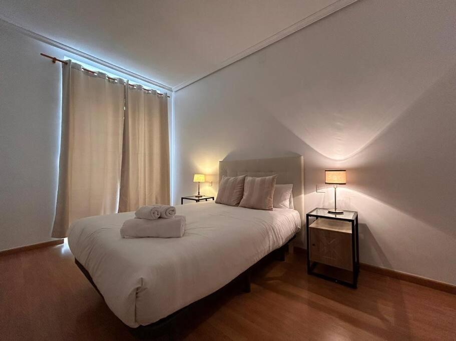 Apartment Stunning In Gran Via For 4 People. S3 *