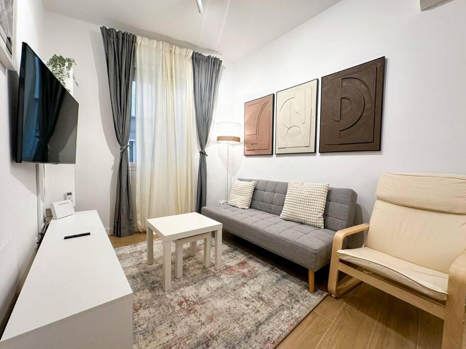 Apartment Cozy 2bd Flat City Center + Ac
