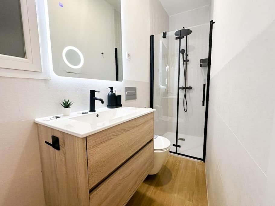 Apartment Cozy 2bd Flat City Center + Ac *