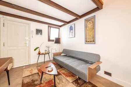 Apartment Peaceful Y Beautiful Apt In La Latina *