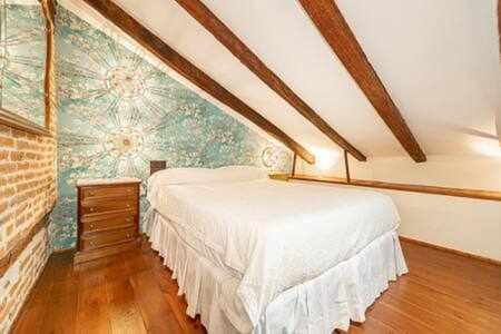 Apartment Peaceful Y Beautiful Apt In La Latina Madrid