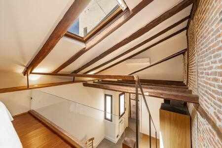 Apartment Peaceful Y Beautiful Apt In La Latina