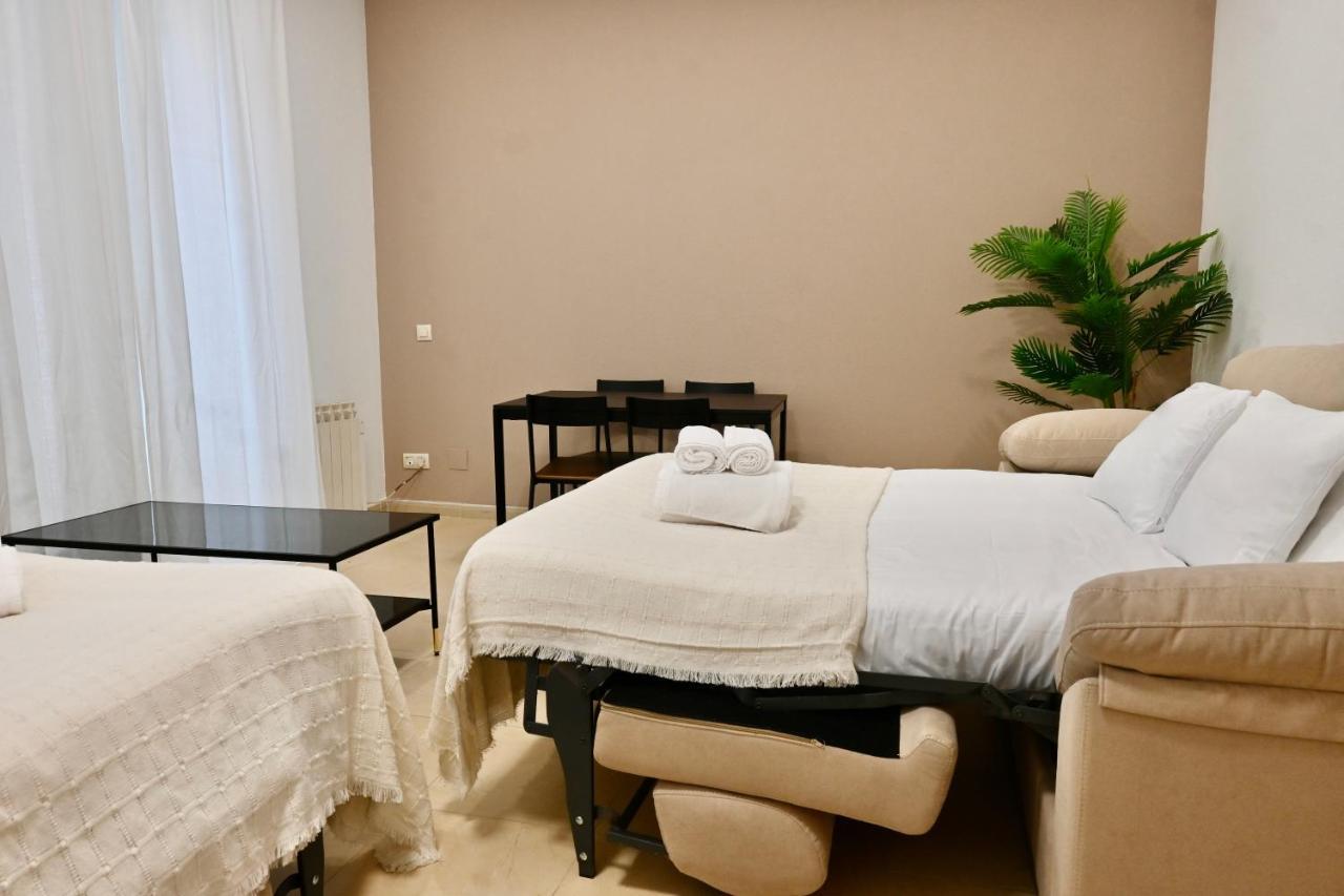 For Acogedor Temporal De 1 Y Salon, A Pasos De Gran Via Inf3d Apartment