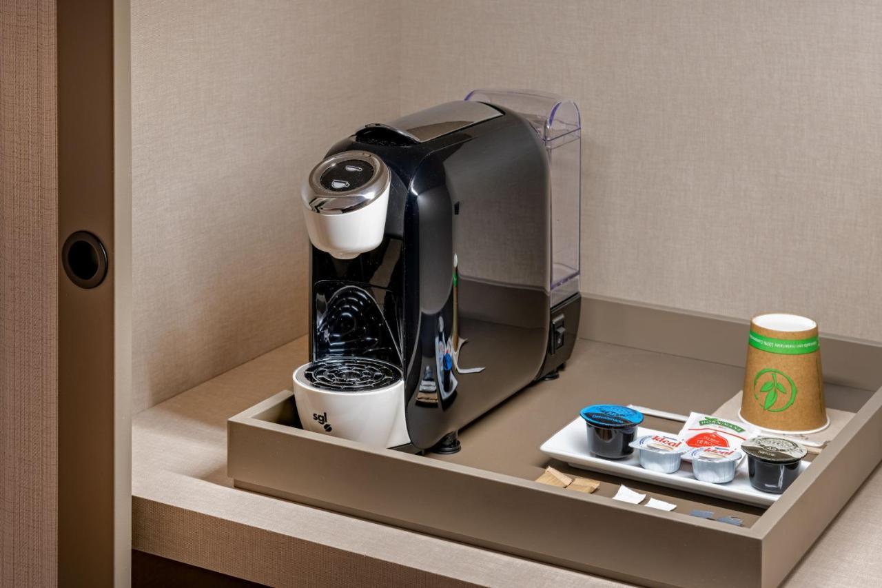 Ac Avenida De America By Marriott Hotel 3*