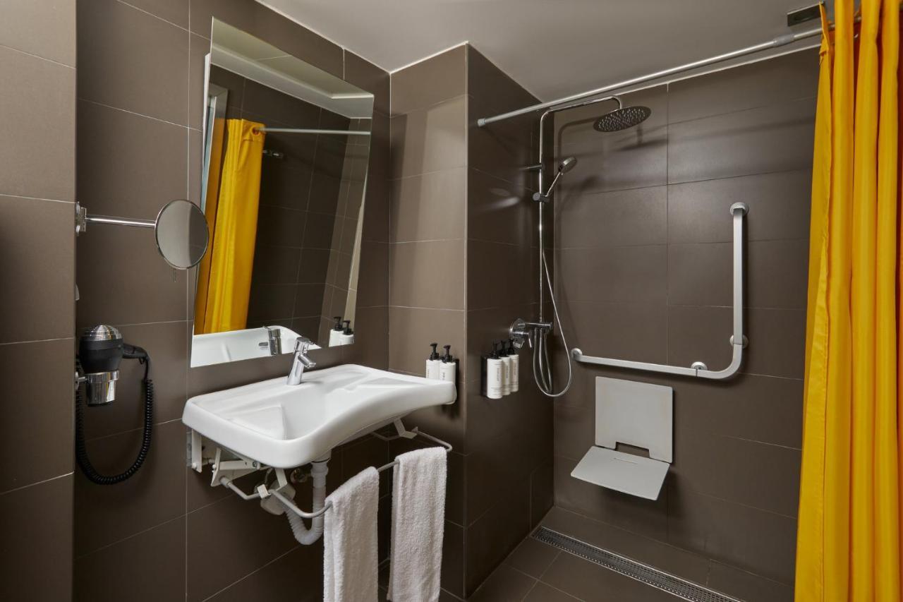 Hotel Voco Retiro By Ihg Madrid
