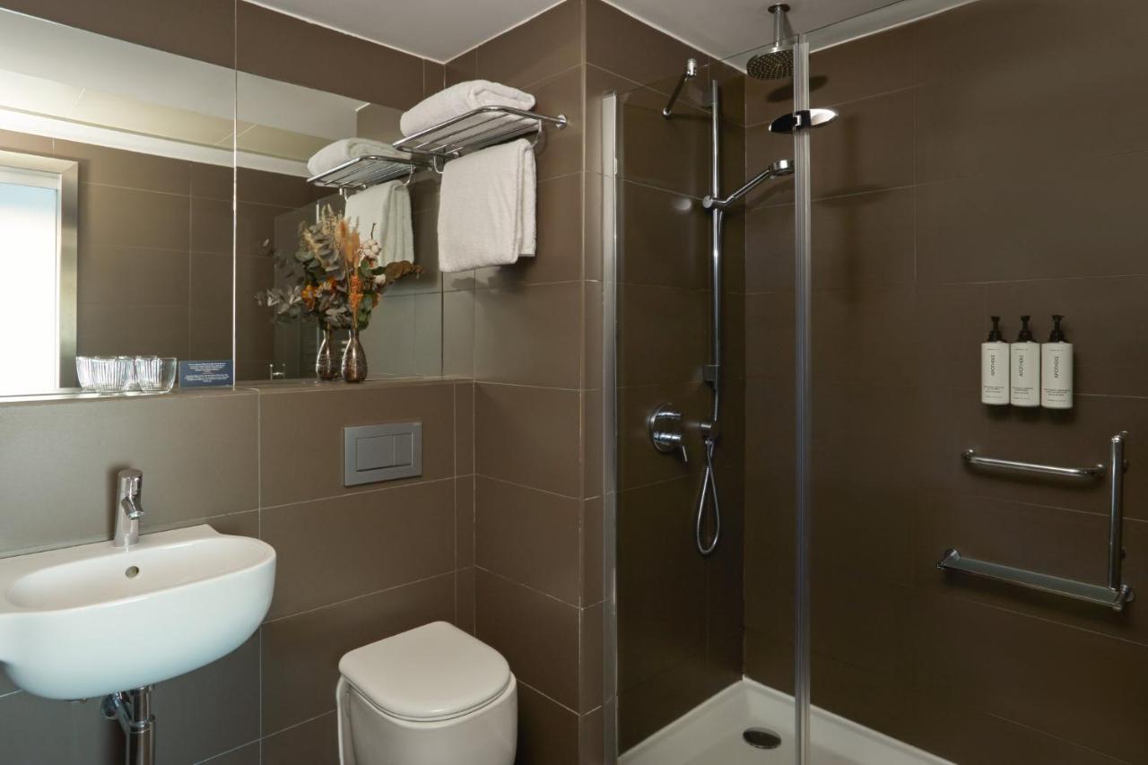Voco Retiro By Ihg Hotel Madrid