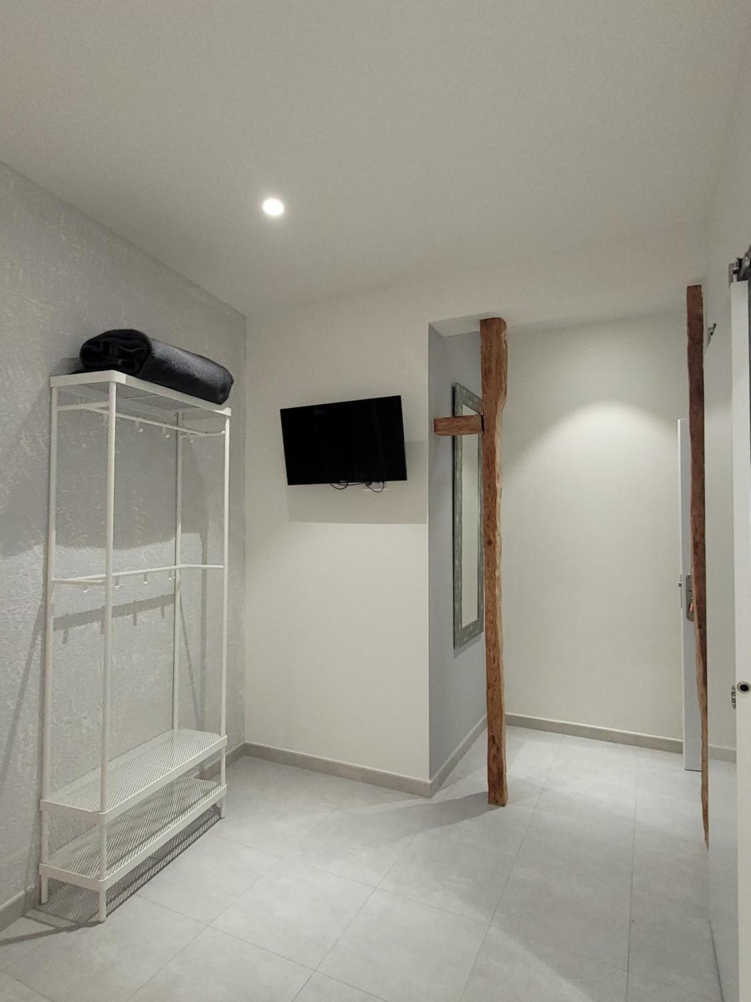 Casa Lemus Guest house *