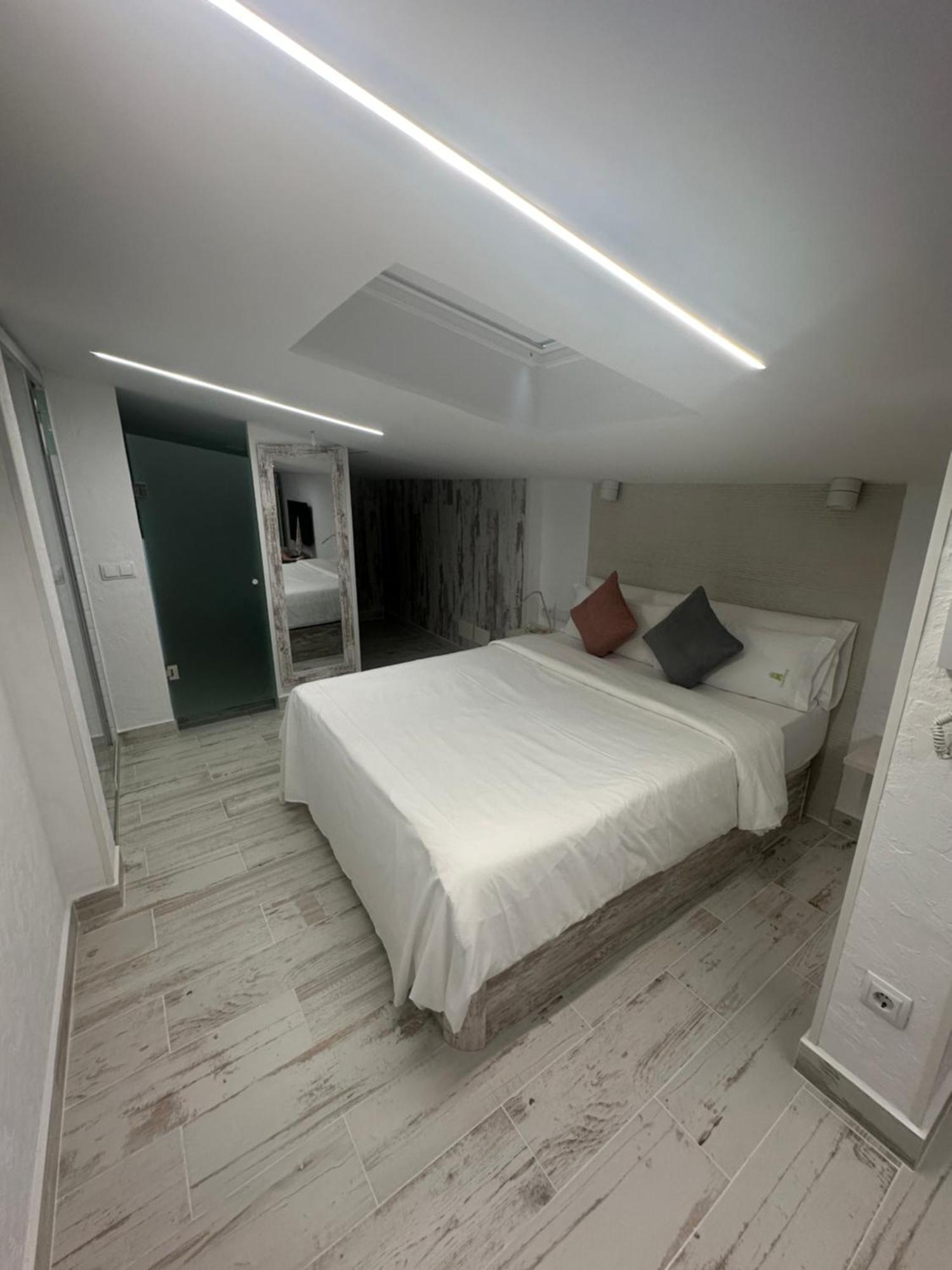 T-homes - Cuenca Apartment