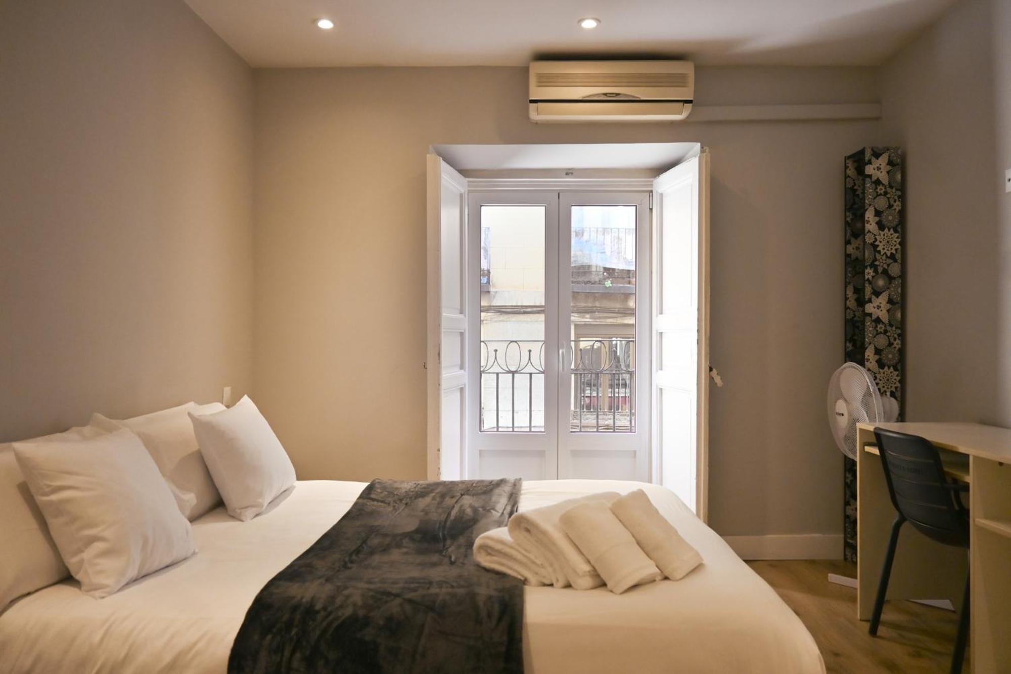 Apartment For Temporal Cava Baja-la Latina Cab36 Madrid