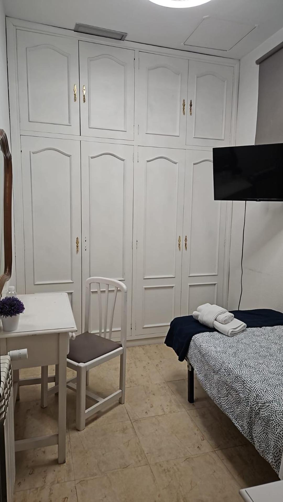 Guest house Alfaro