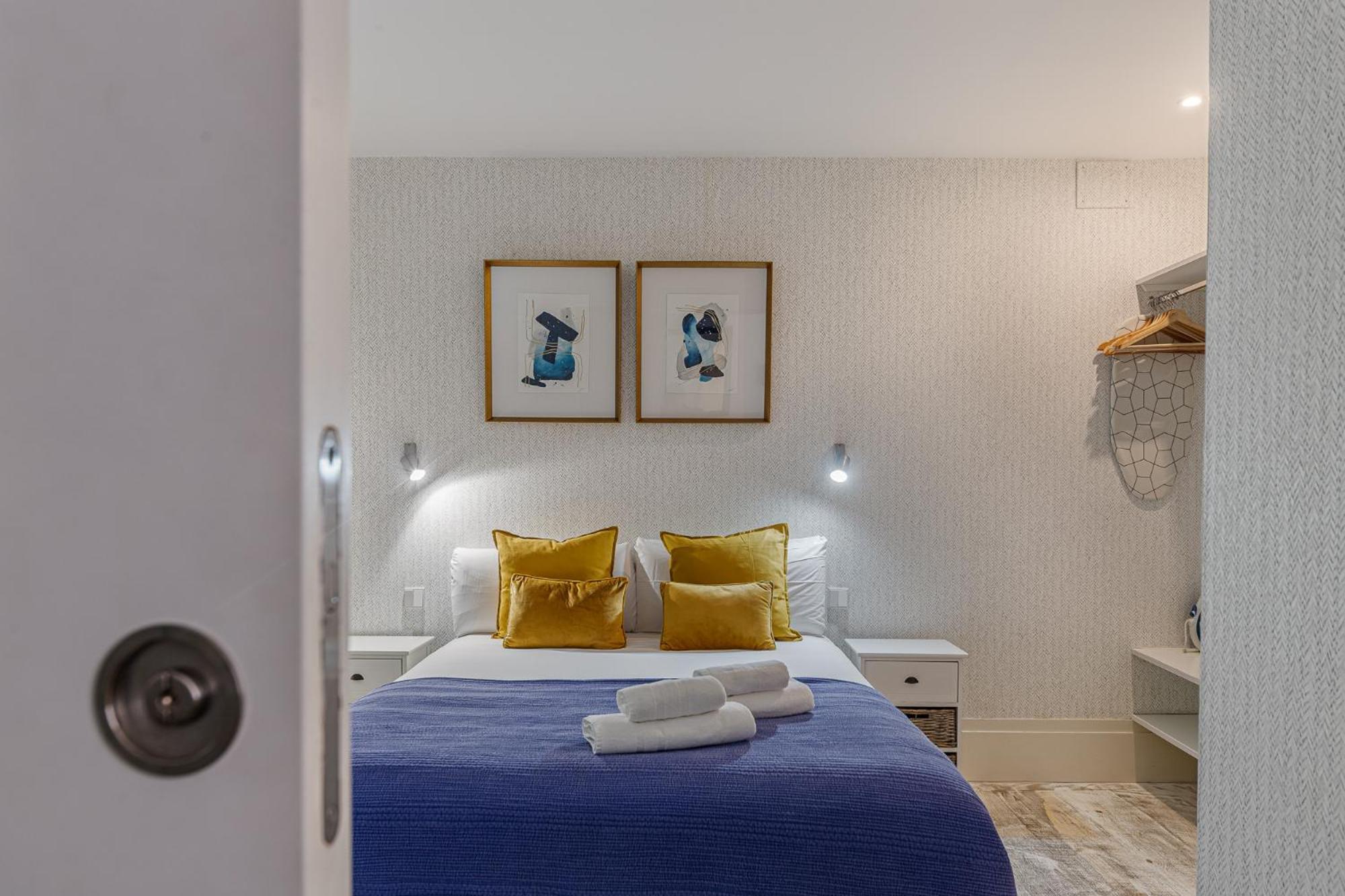 Bnbholder Bright Centre Apartment *