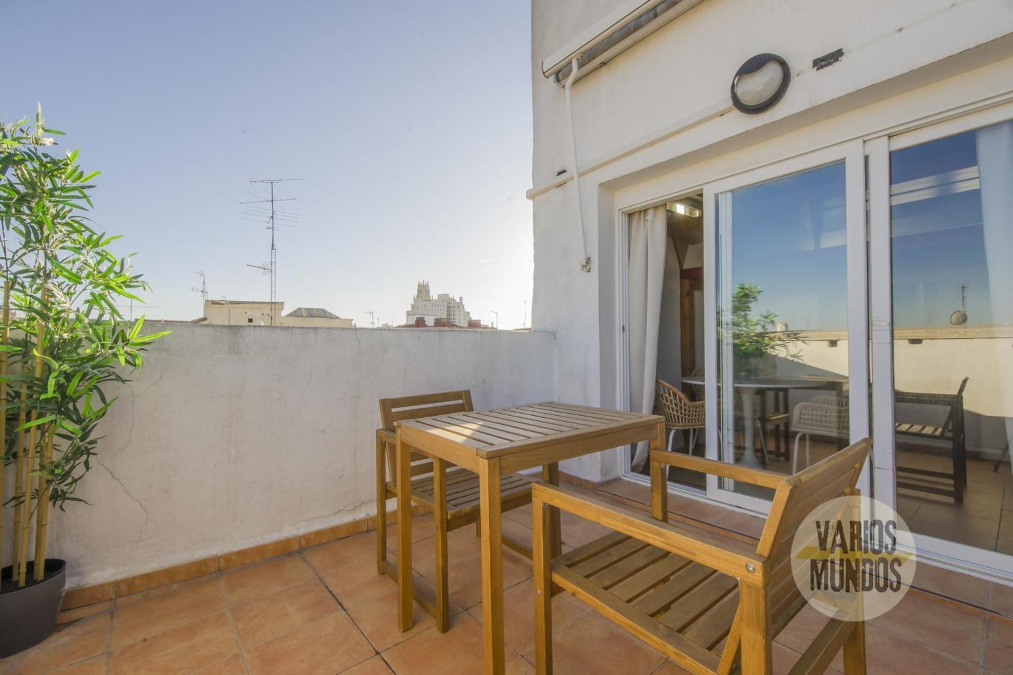 Fabuloso Atico Doble Altura 3pax En Chueca