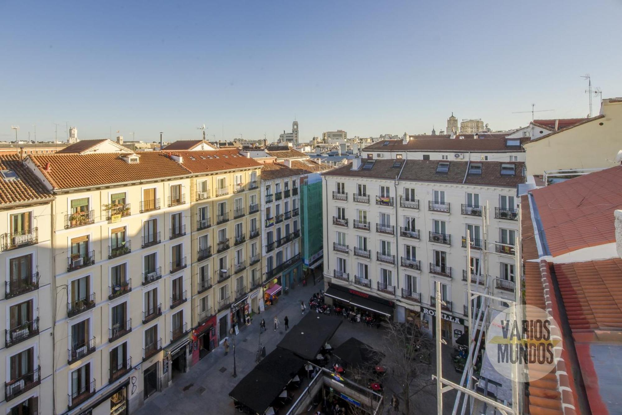 Fabuloso Atico Doble Altura 3pax En Chueca Lejlighed *