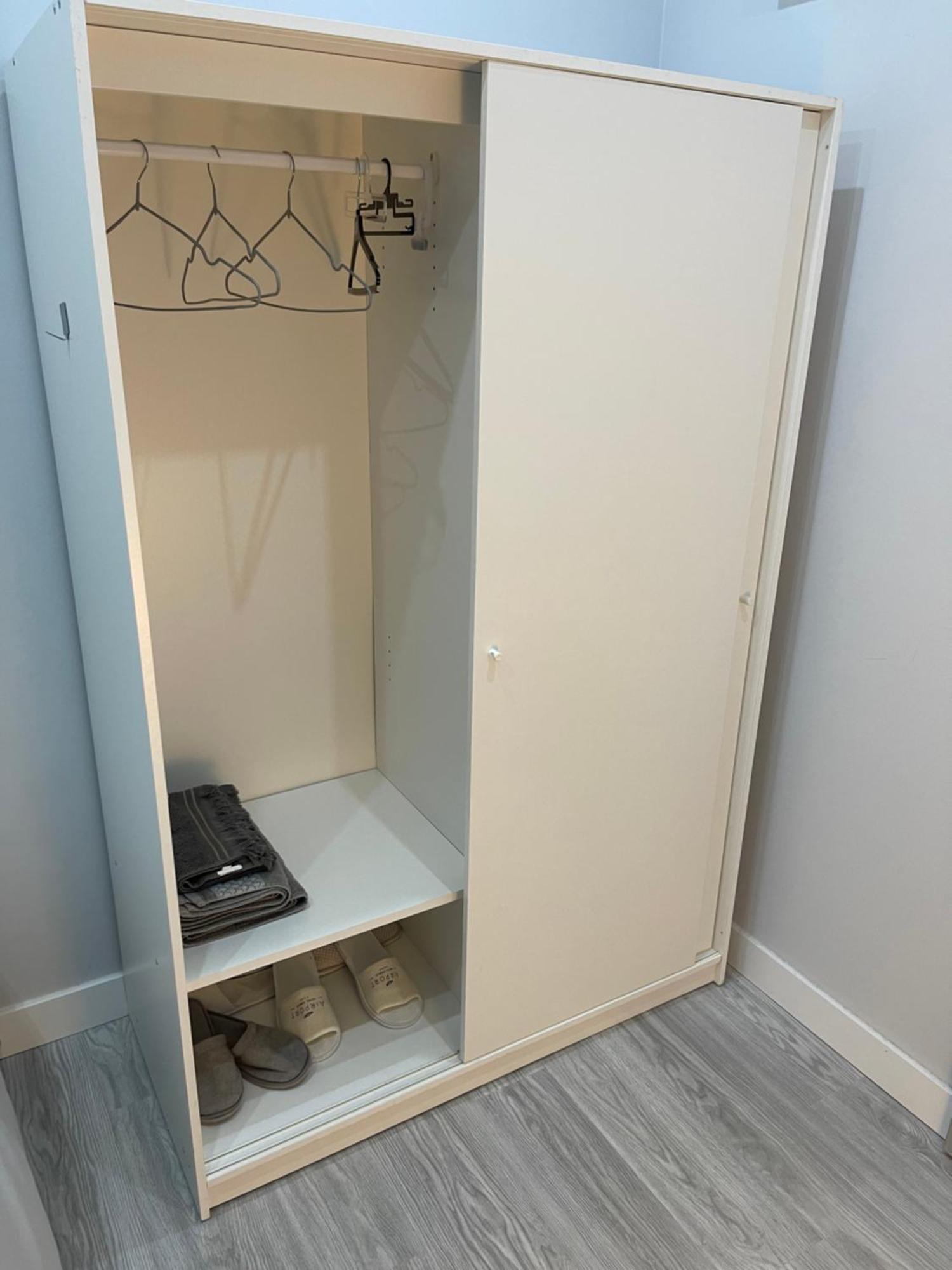 Cenral Renovated Flat Apartment