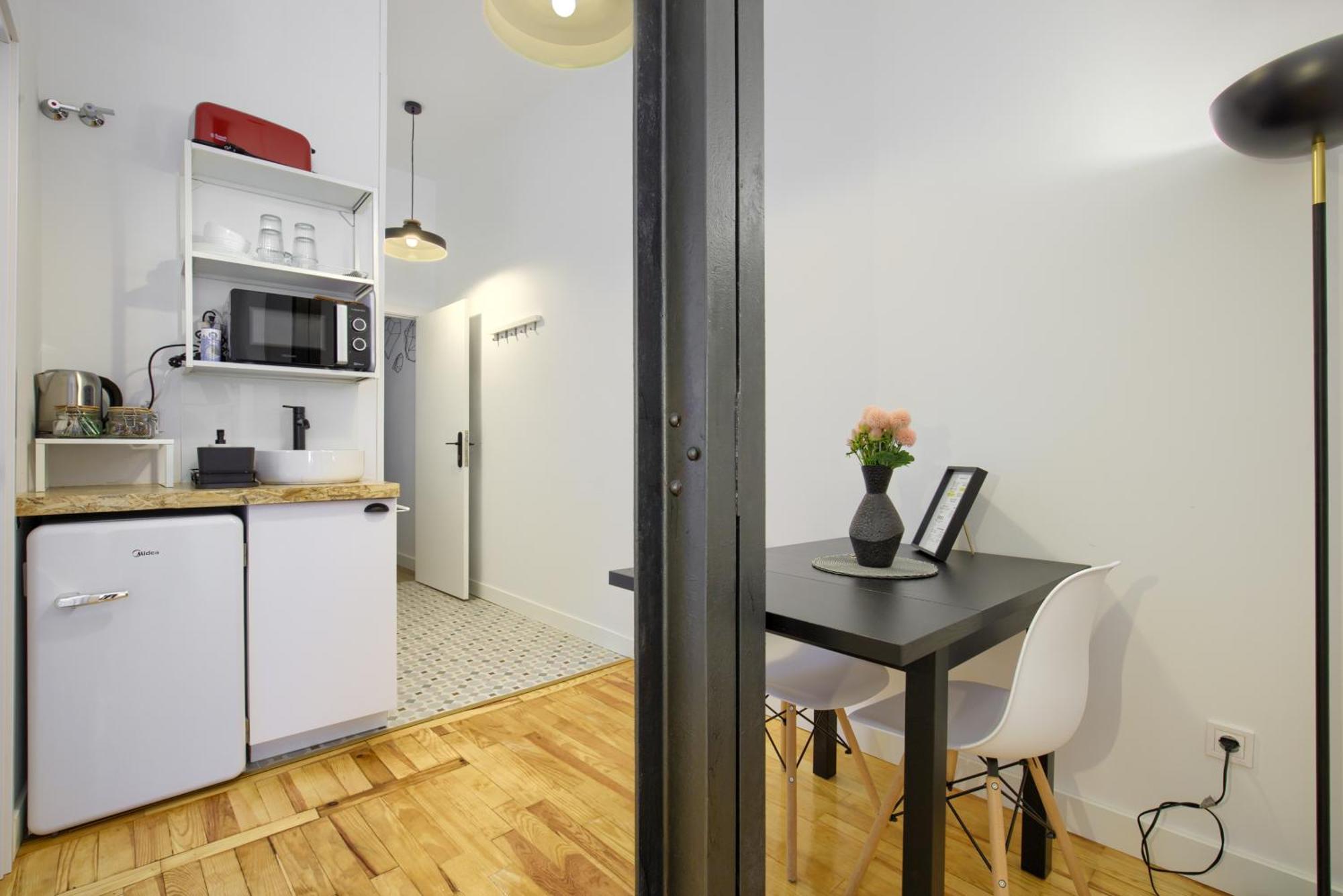 Apartment Mezzanine Orange