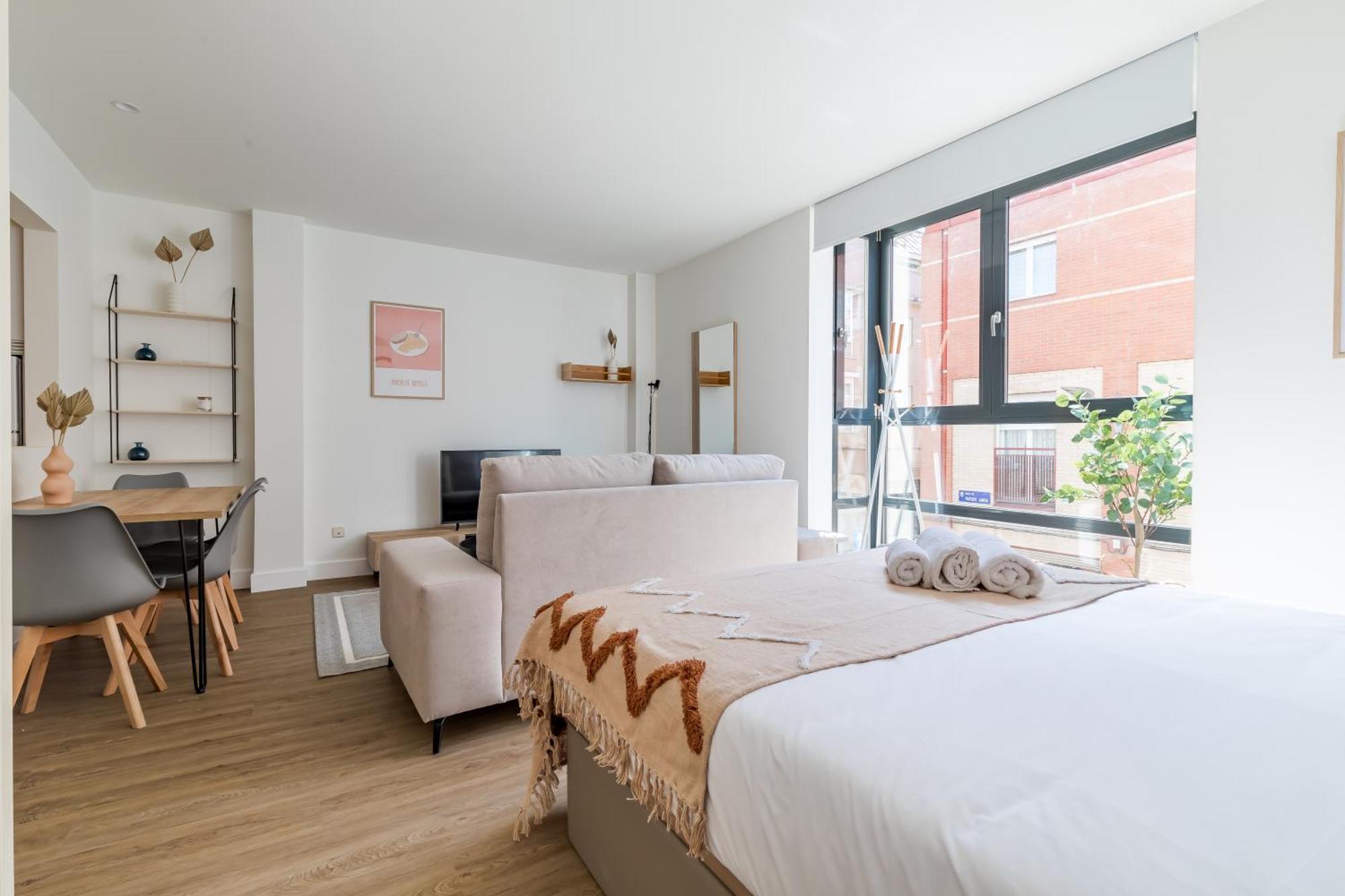Caterina Cuatro Torres Apartment Madrid
