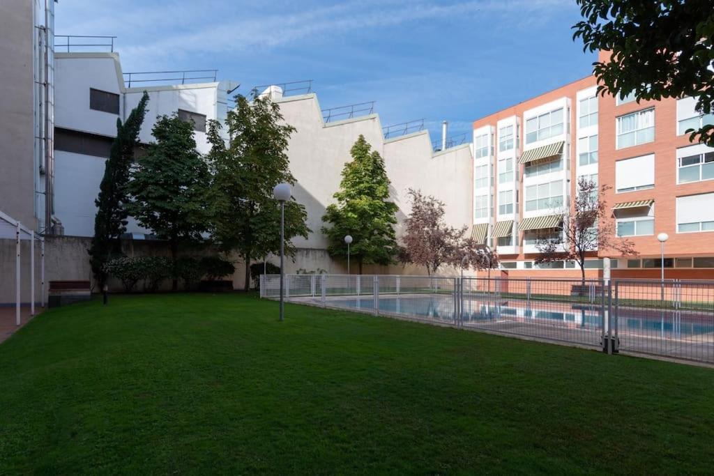 Con Parking Y Piscina Apartment