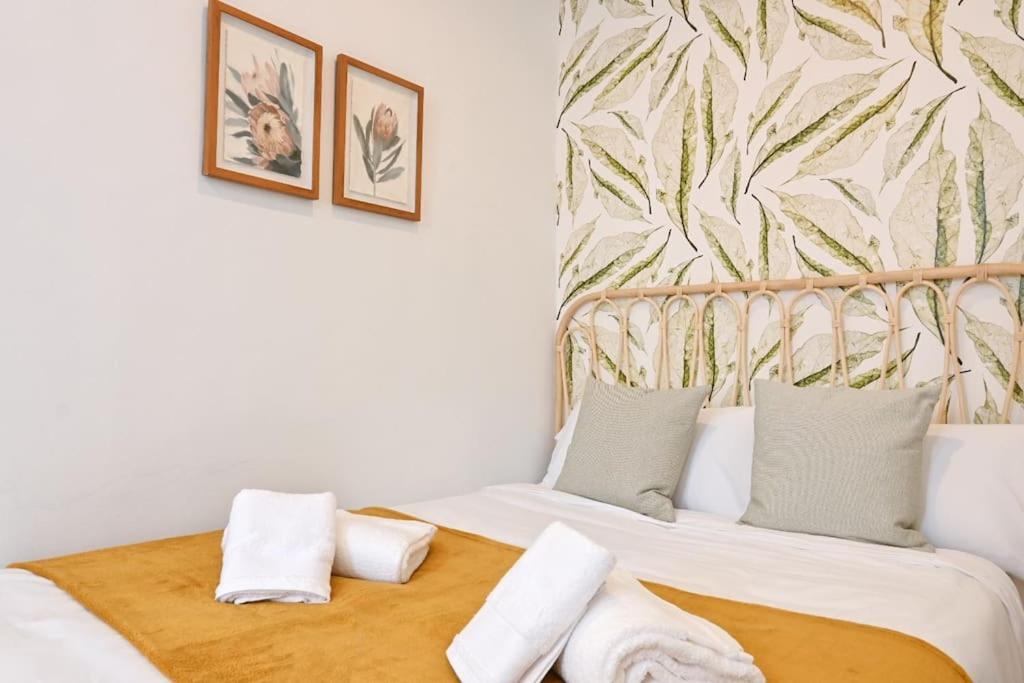 Apartment For Vive La Vida Madrilena En Piso Temporal 2 Cer8 Madrid