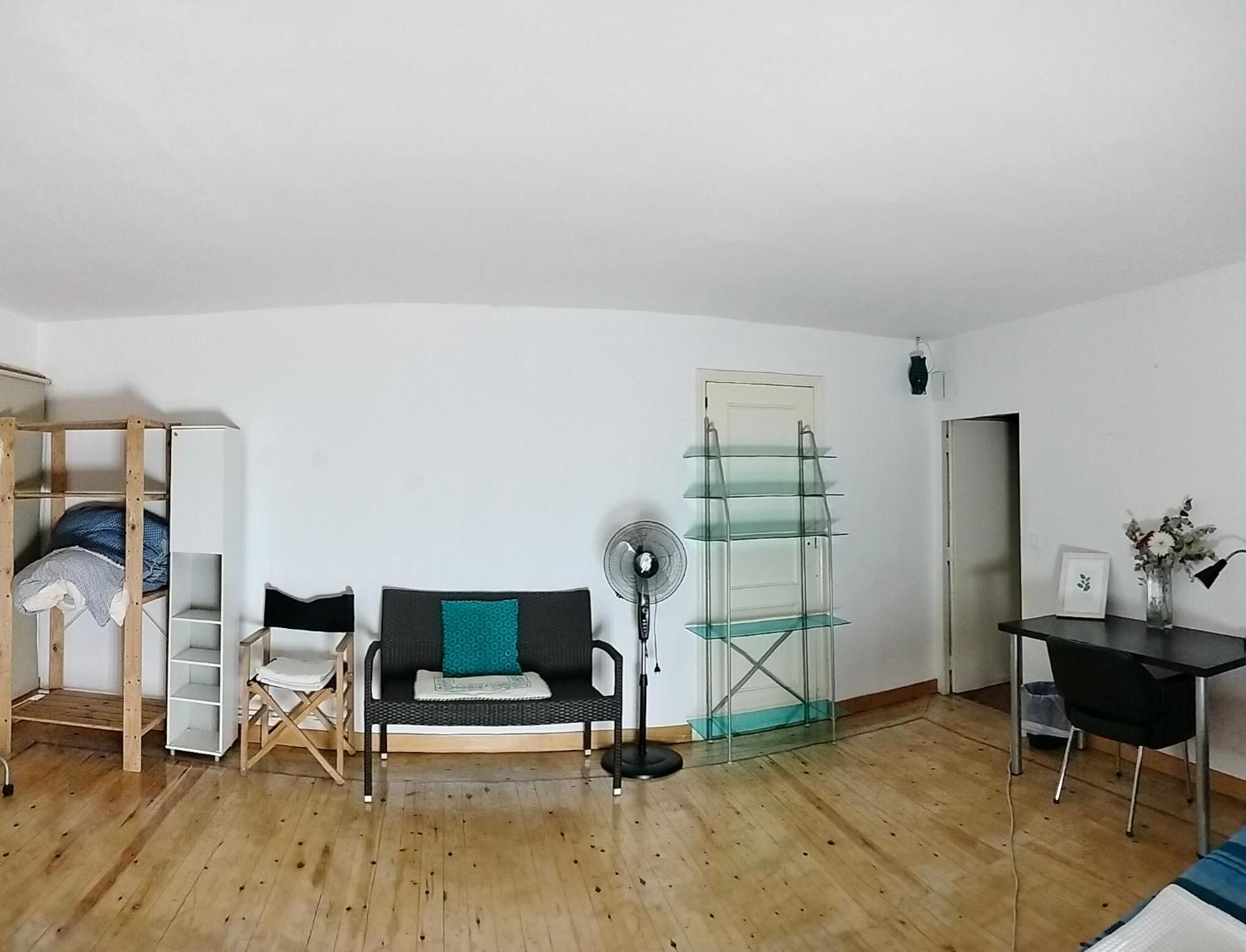 Homestay Gran Con Balcon En Tirso De Molina