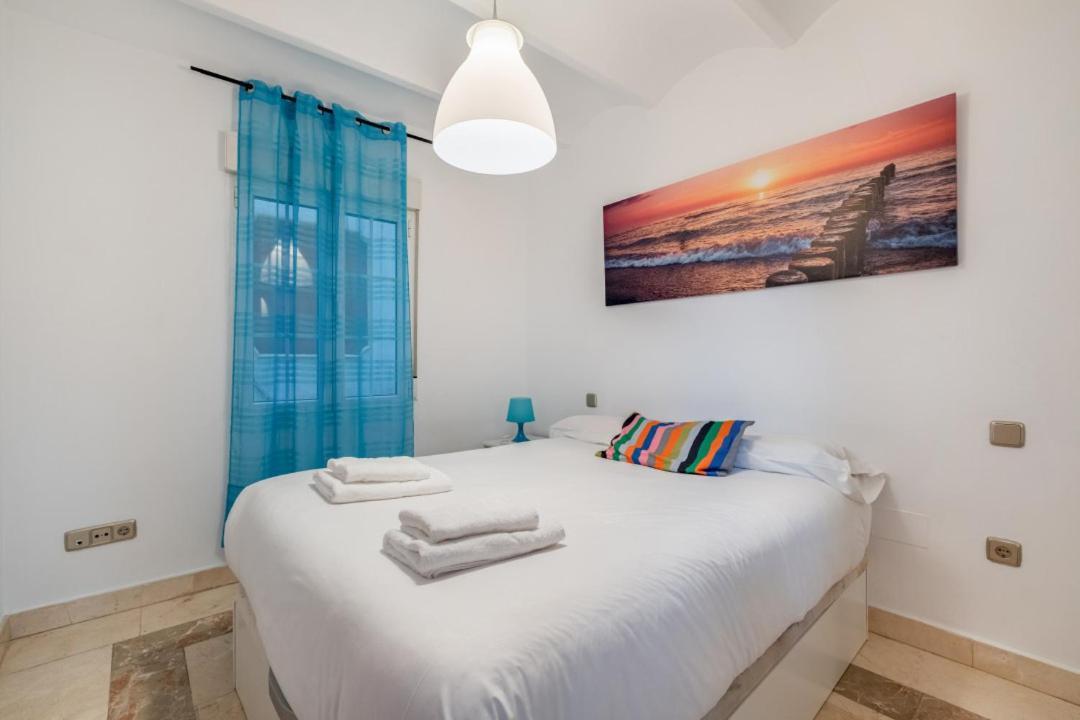 2 Bedroom 1 Bathroom Furnished - Sol - Cozy Vintage - Mintystay Madrid