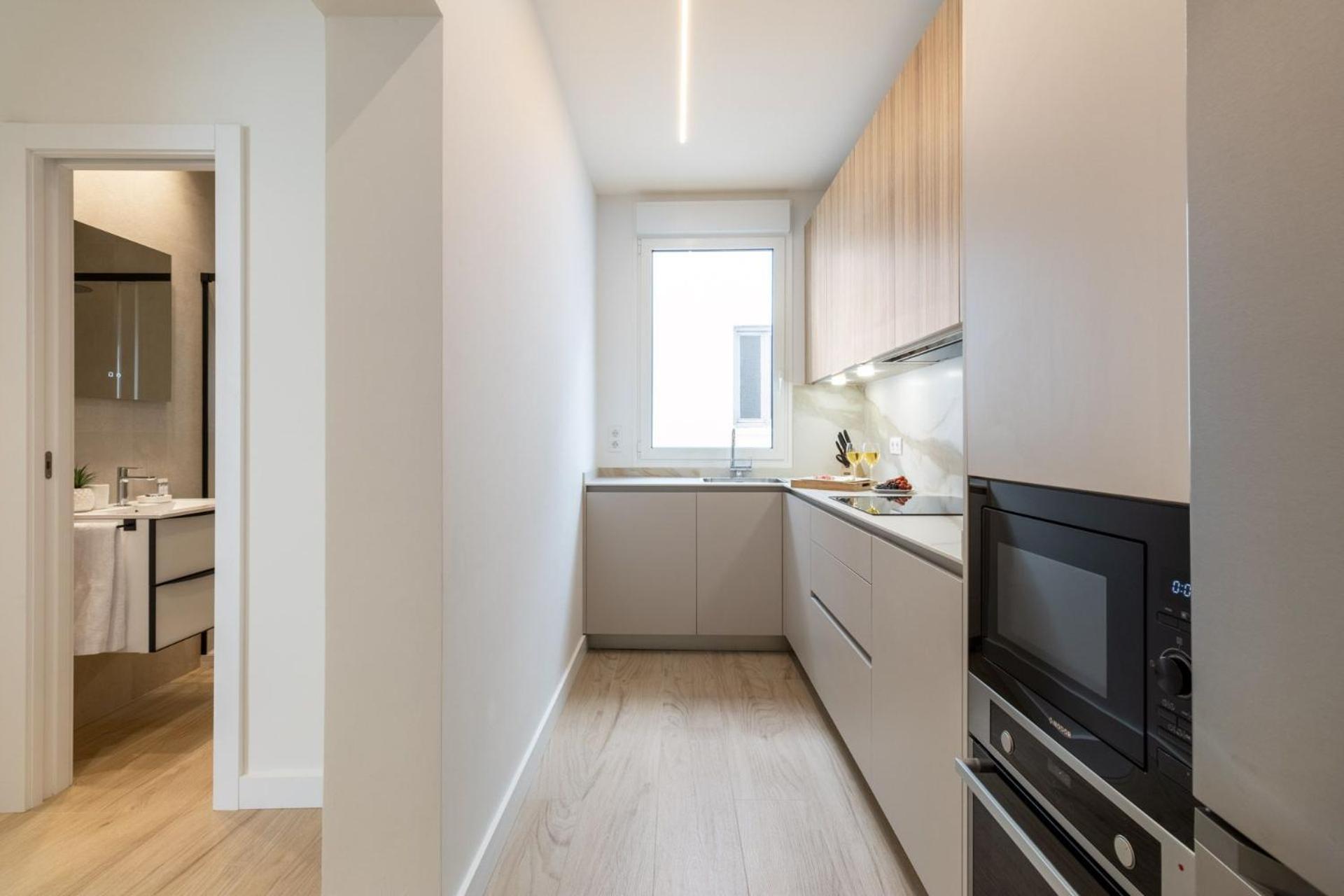 Apartment Trendy Malasana For 4 Ideal Getaway, Madera Ii *