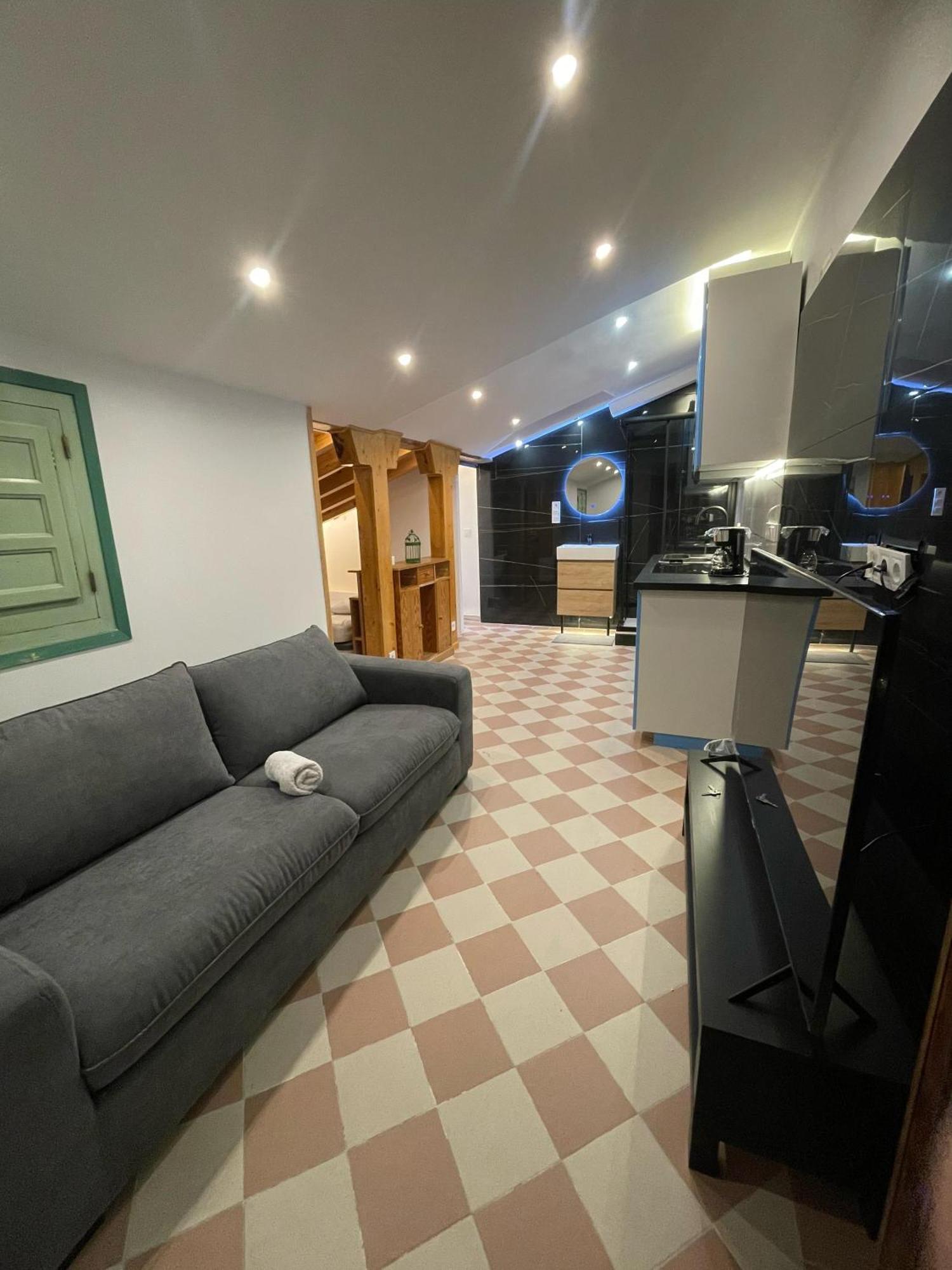 Plaza Mayor, Center Apartment Madrid