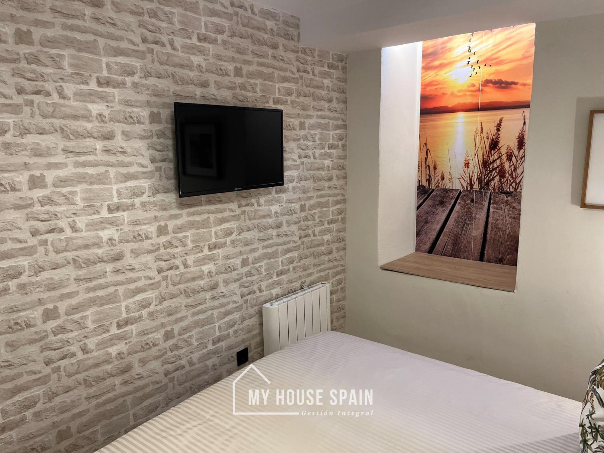 Myhousespain - Radiante Apartamento En Lavapies *