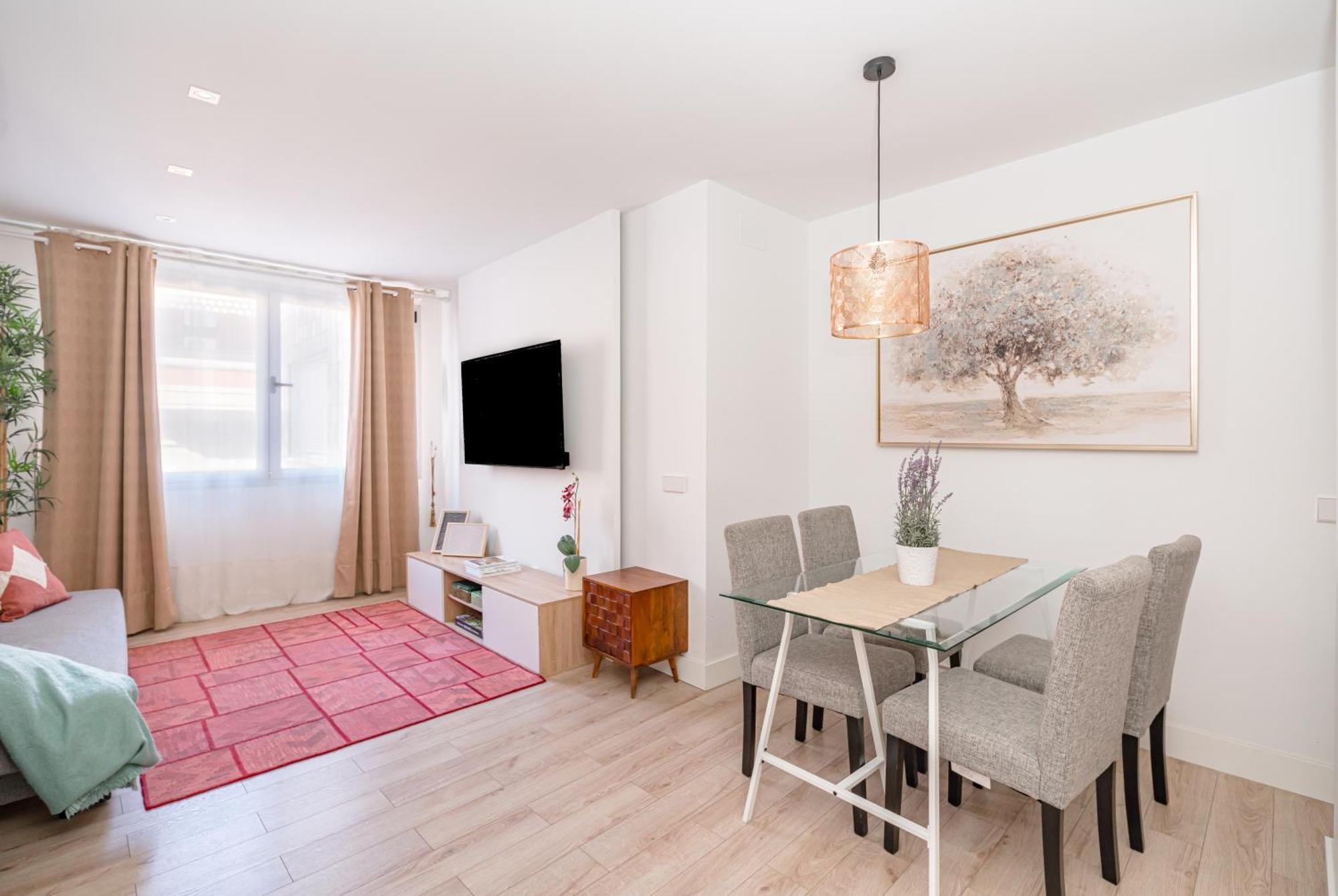 Chueca I Calle Farmacia 1br 1bh Apartamento *